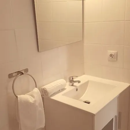 Hotel Moragues De 2*
